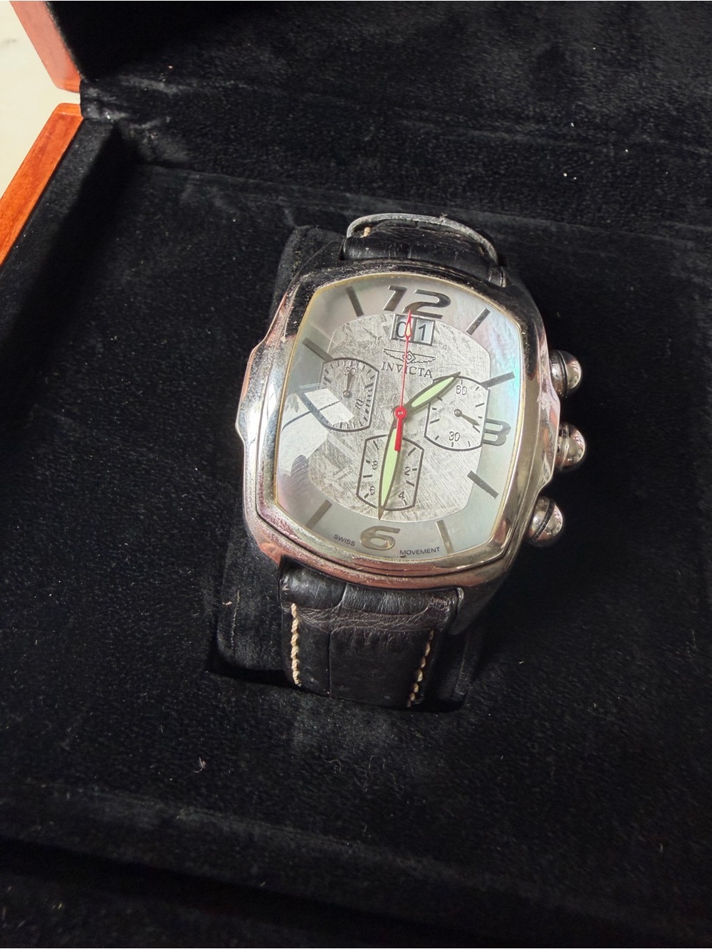 Invicta Meteorite Grand Lupah Silver Dial Chronograph Watch - Picture 8 of 8